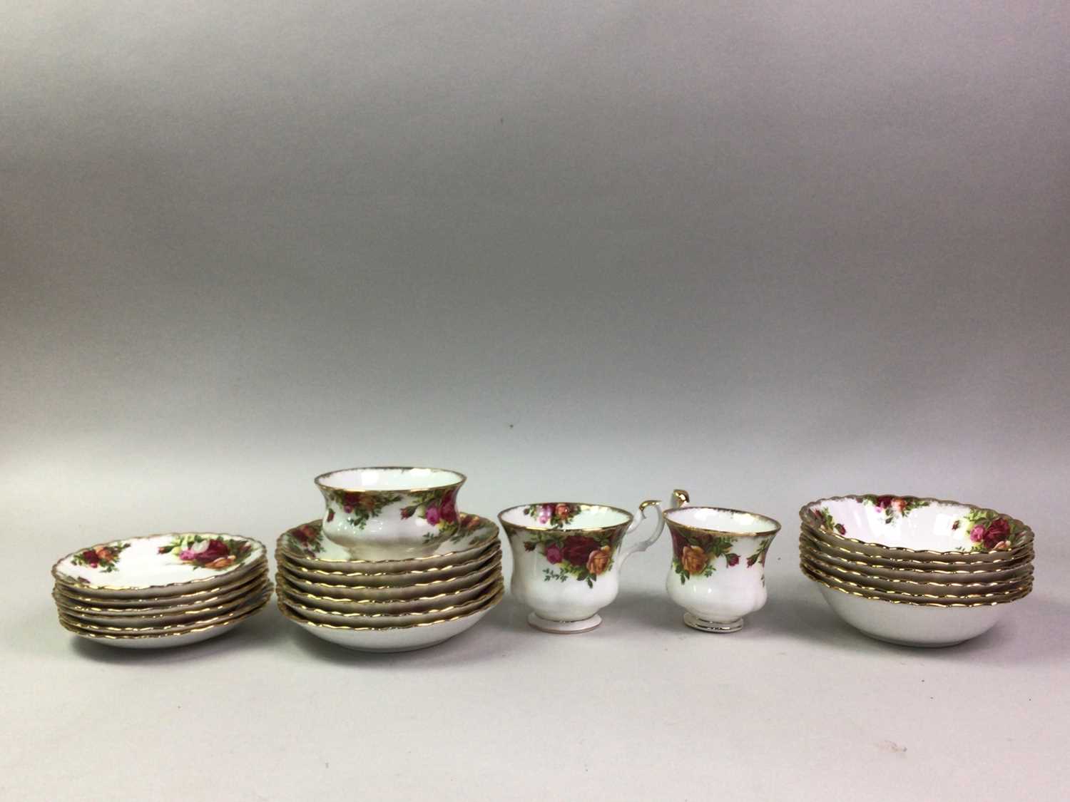 ROYAL ALBERT COUNTRY ROSES TEA SERVICE, AND AN ELIZABETHAN BURGUNDY PATTERN PART TEA SERVICE, - Image 2 of 8