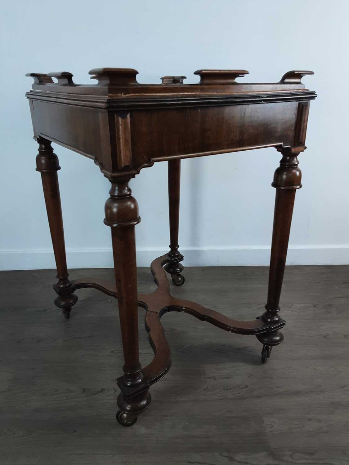 MAHOGANY TABLE, ALONG WITH A BUTLERS TRAY