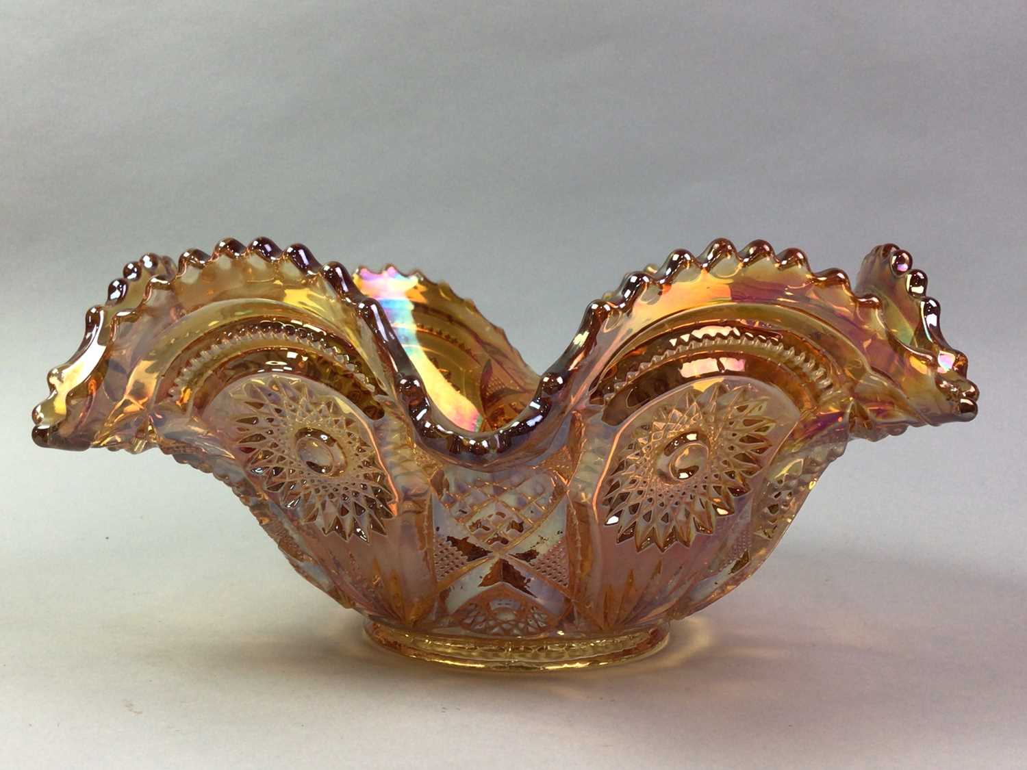 COLLECTION OF CARNIVAL GLASS, EARLY 20TH CENTURY - Image 3 of 3