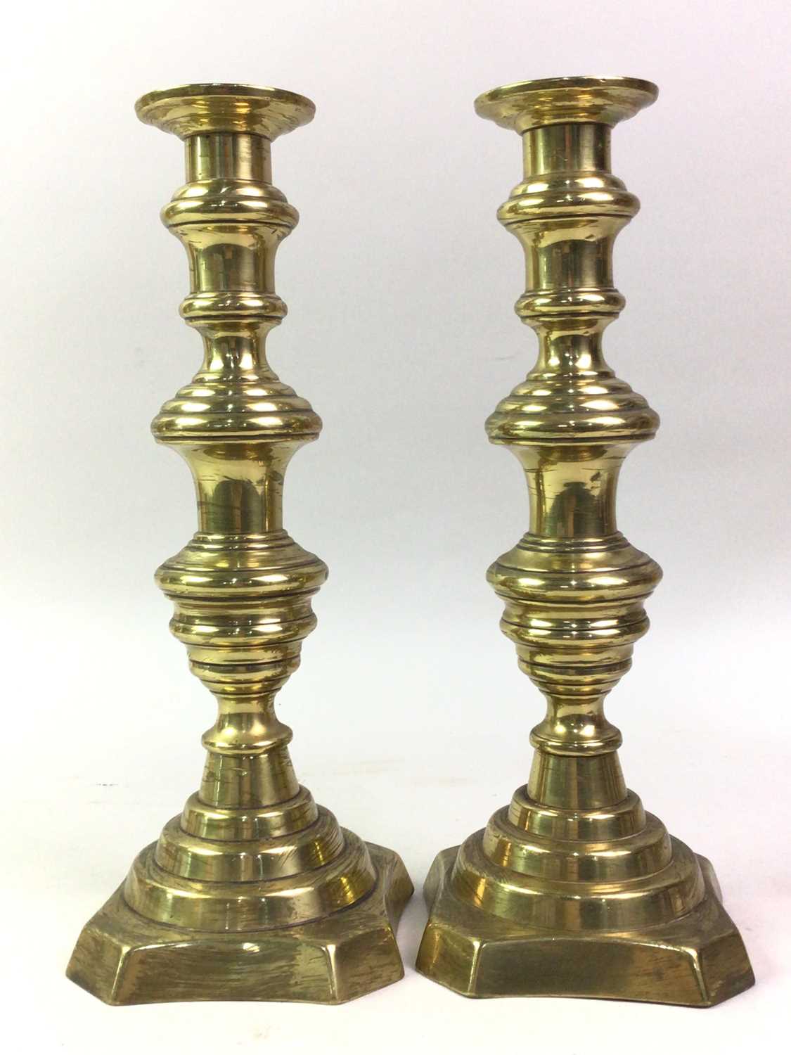 PAIR OF BRASS CANDLESTICKS AND OTHER BRASS AND COPPERWARE