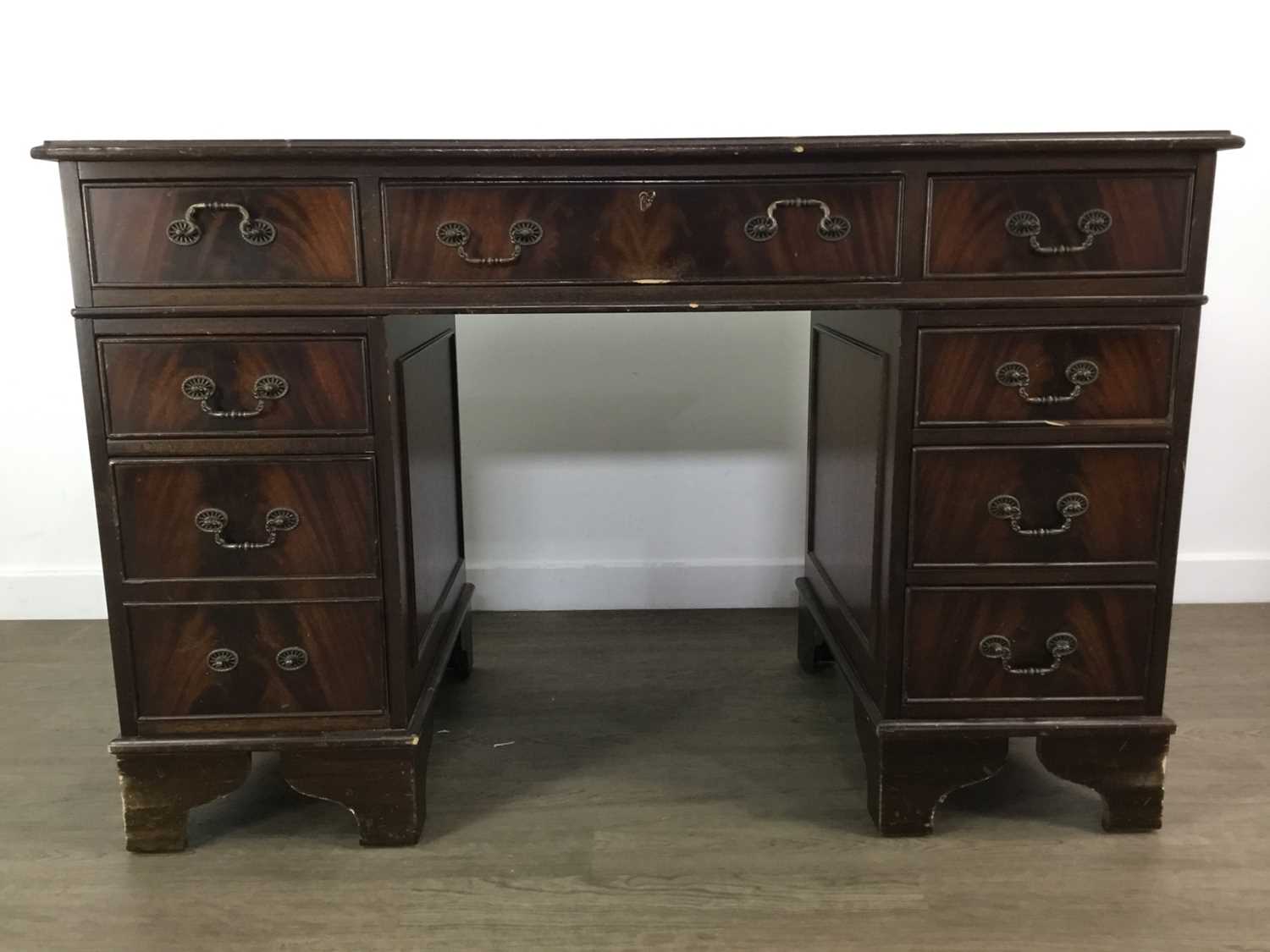 REPRODUCTION MAHOGANY TWIN PEDESTAL DESK,