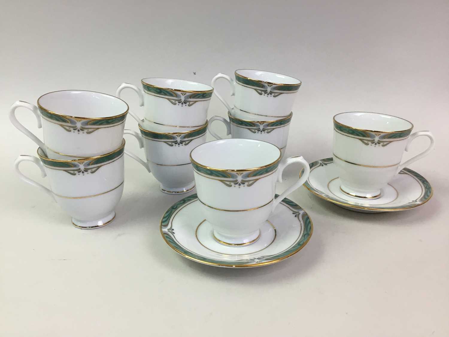 NORITAKE GLENABBEY PATTERN DINNER SERVICE, - Image 6 of 7