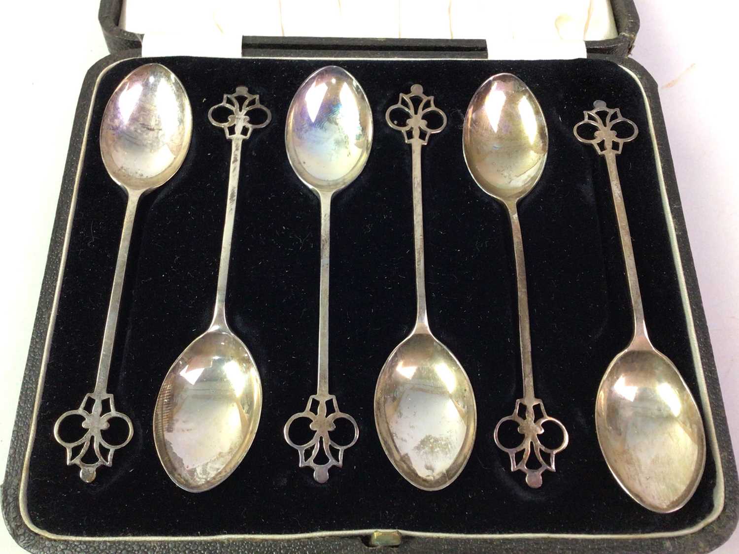 GROUP OF SILVER TEA SPOONS, DOCKER & BURN LTD