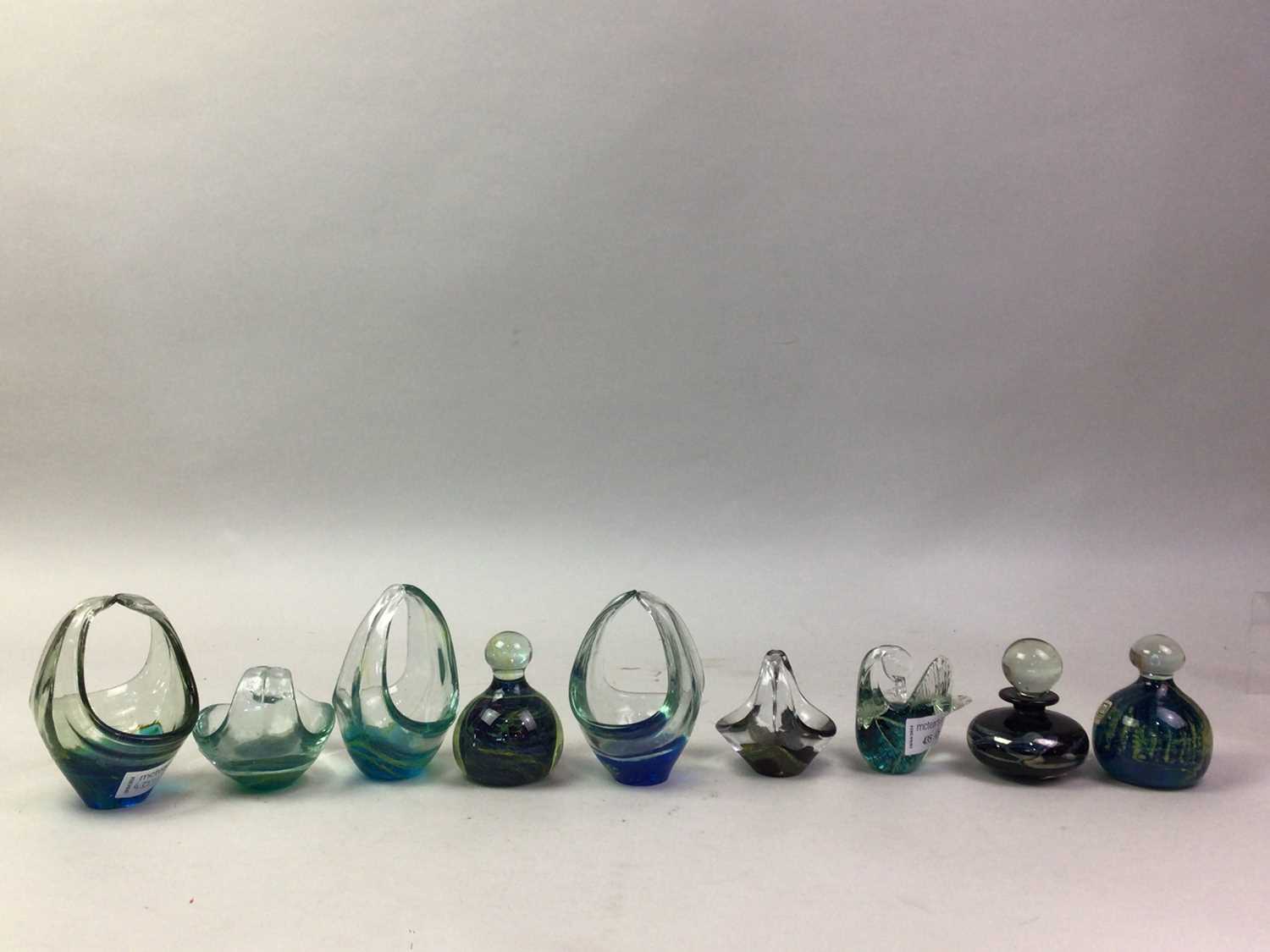 GROUP OF GLASSWARE, - Image 2 of 2