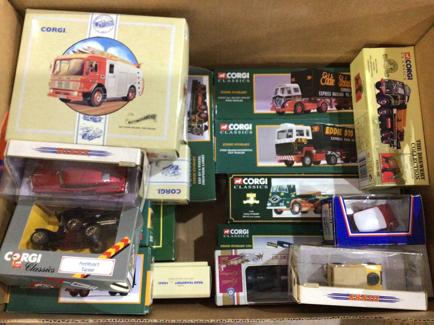 GROUP OF DIECAST MODEL VEHICLES, - Image 4 of 4