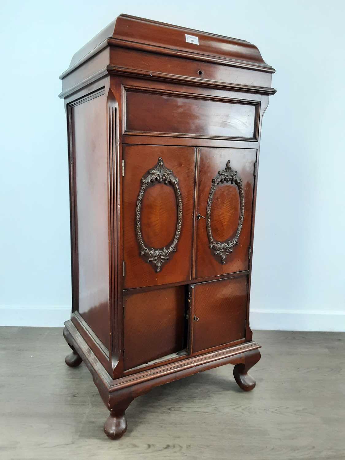 MAHOGANY GRAMOPHONE CABINET,