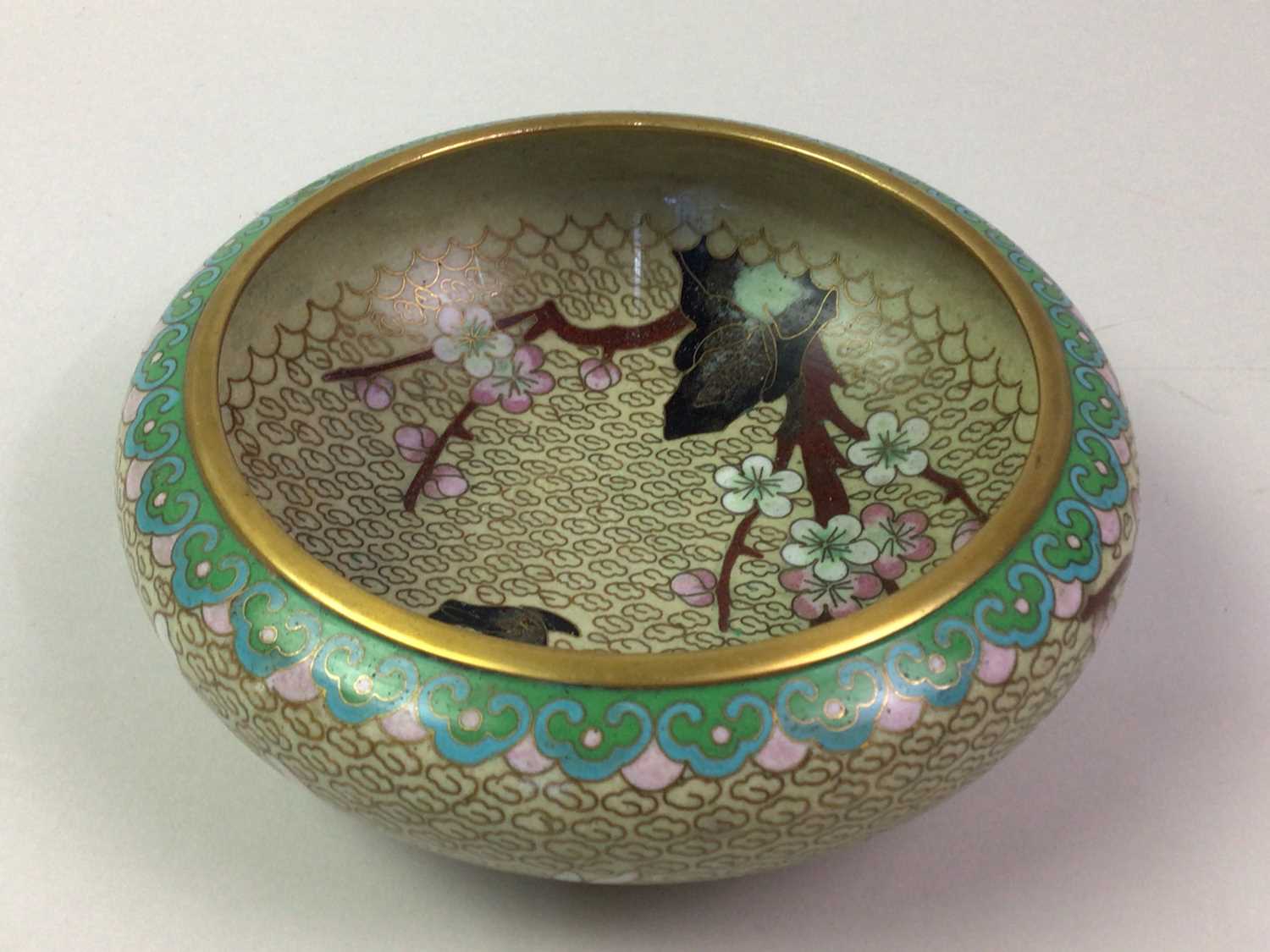 CHINESE SOAPSTONE SEAL, AND A CLOISONNE DISH - Image 2 of 2