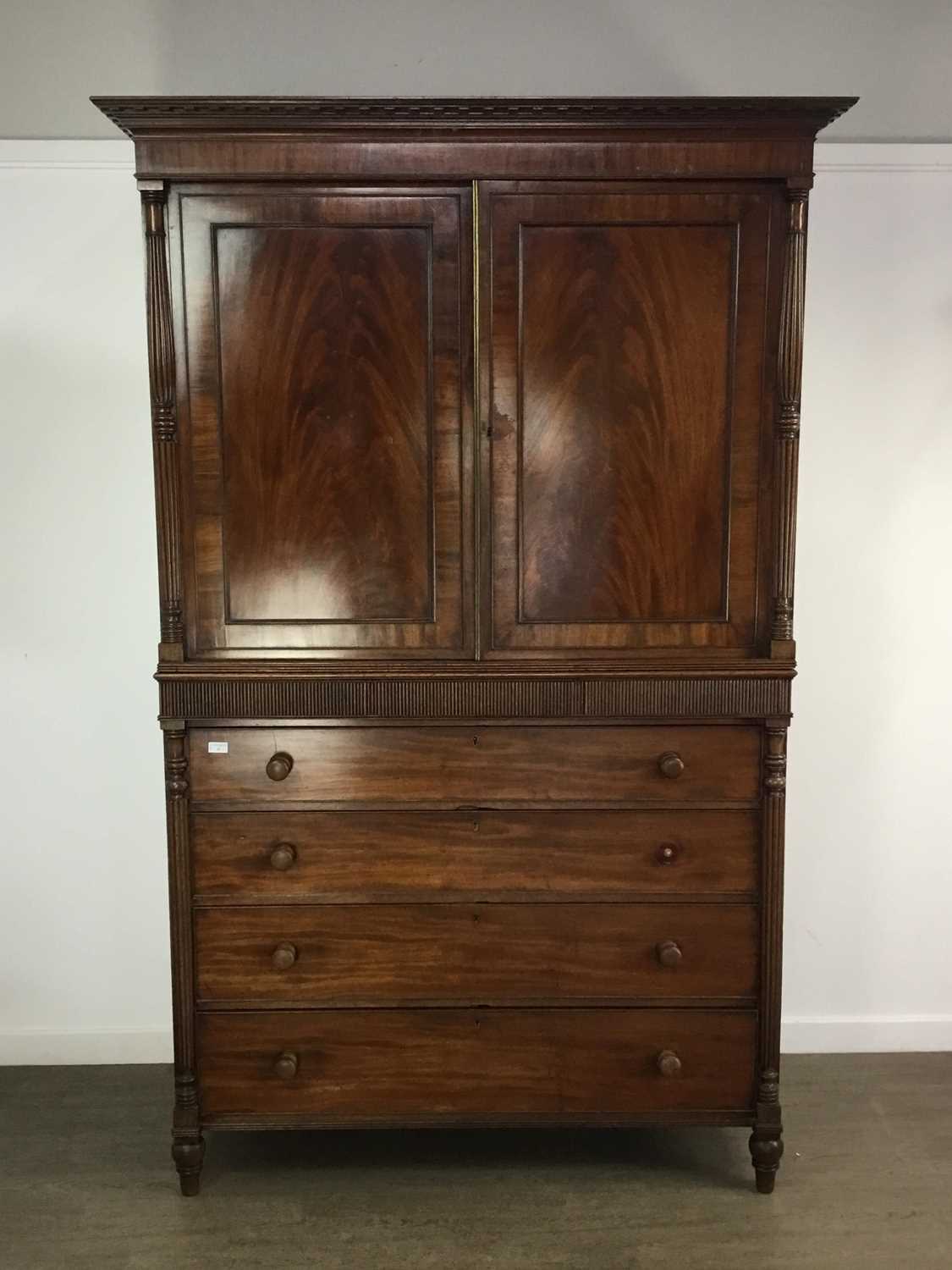 REGENCY MAHOGANY LINEN PRESS, BY GORDON & WATSON, AYR