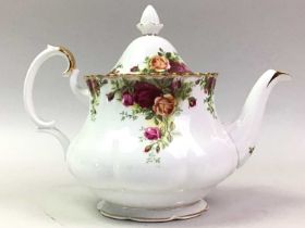 ROYAL ALBERT PART TEA SERVICE, OLD COUNTRY ROSES PATTERN