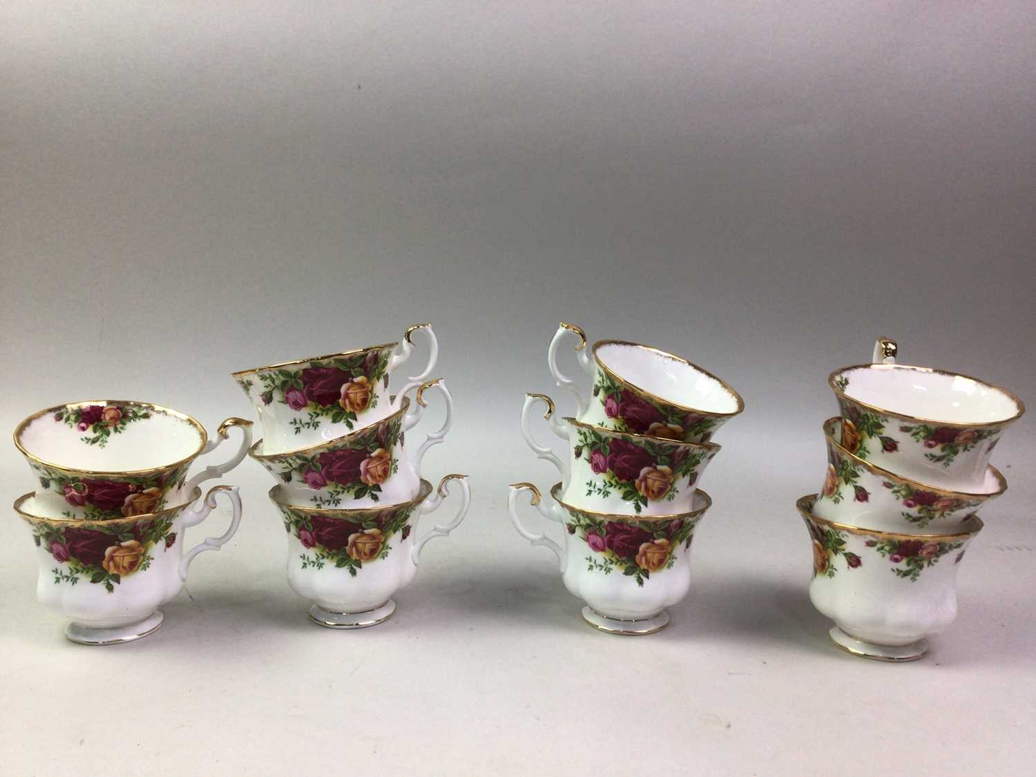 ROYAL ALBERT PART TEA SERVICE, OLD COUNTRY ROSES PATTERN - Image 3 of 4