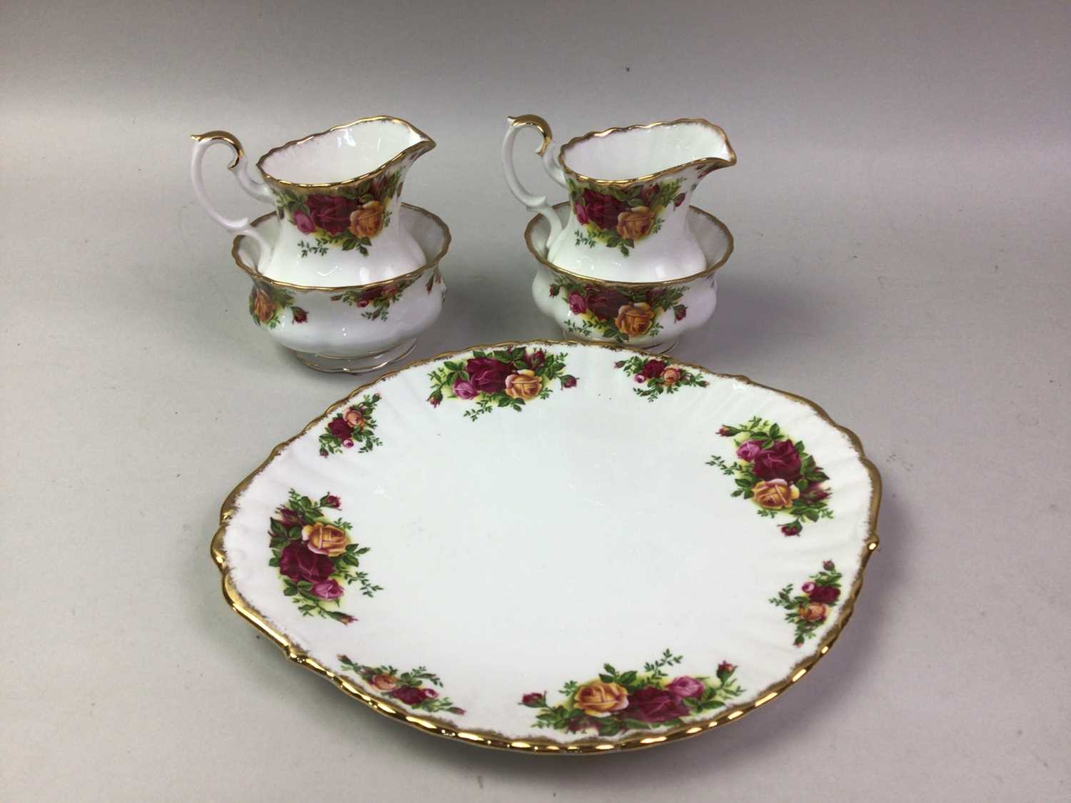 ROYAL ALBERT PART TEA SERVICE, OLD COUNTRY ROSES PATTERN - Image 4 of 4