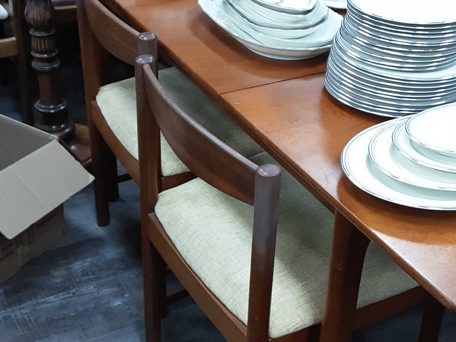 MID CENTURY TEAK DINING TABLE, - Image 5 of 5