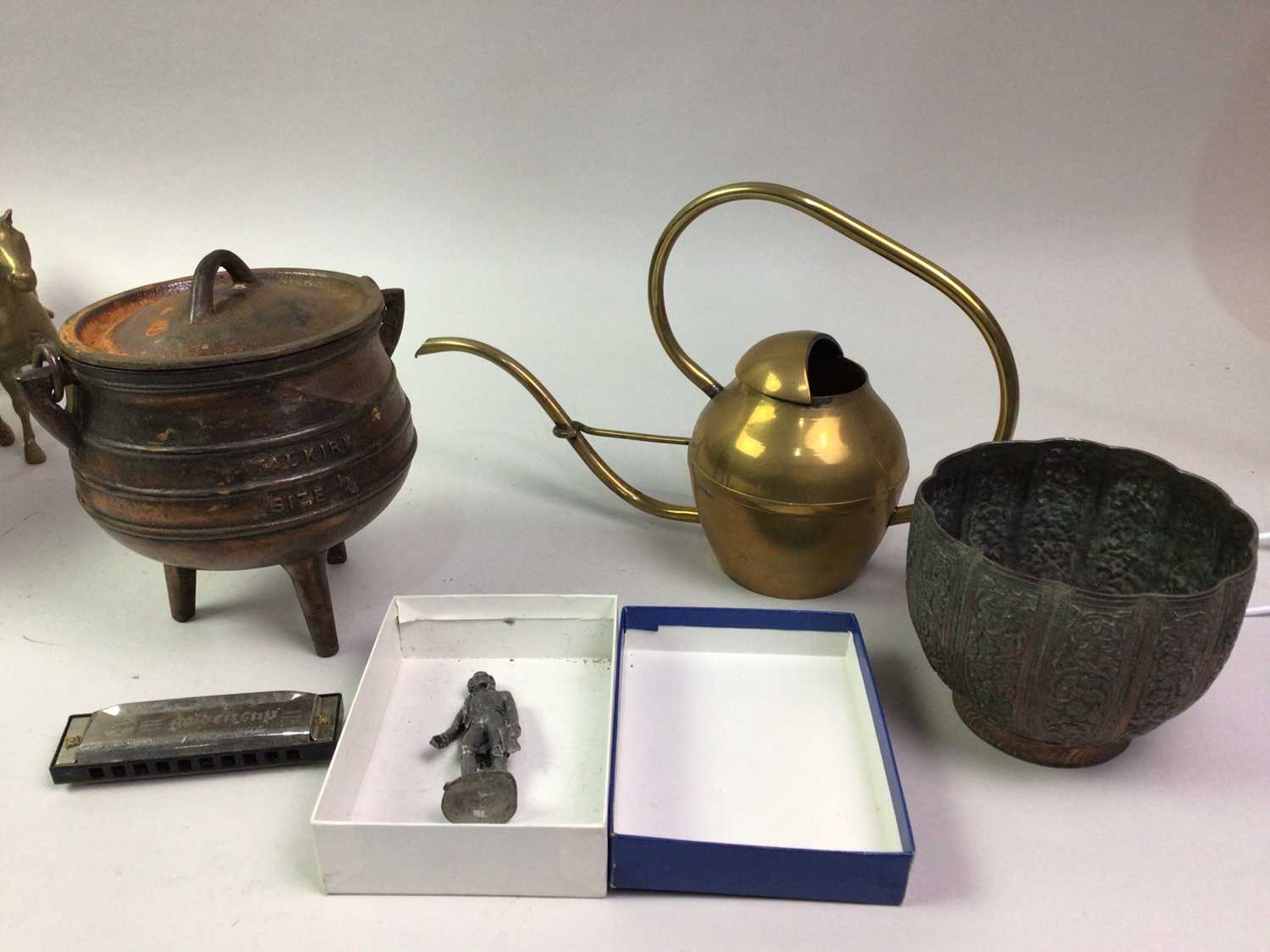 GROUP OF BRASS AND COPPER WARE, - Image 4 of 4