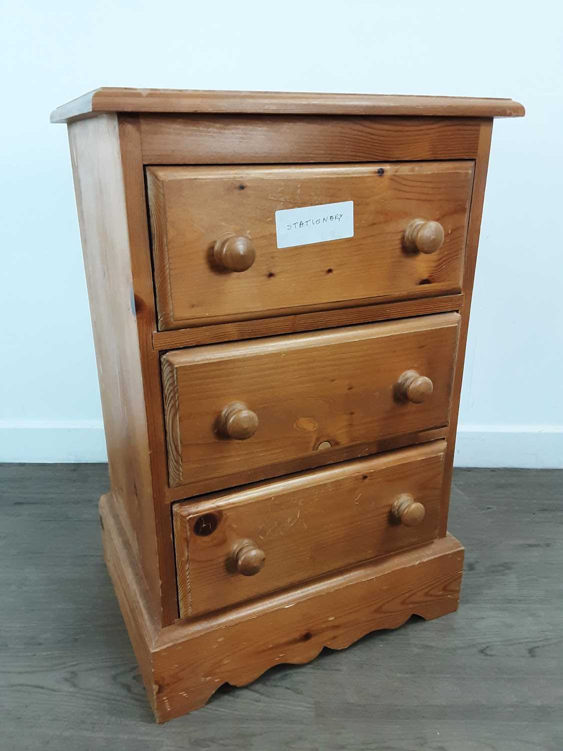 PINE TWO DRAWER CHEST, AND A PINE THREE DRAWER BEDSIDE CHEST - Image 2 of 2