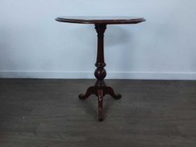 MAHOGANY CIRCULAR TEA TABLE,