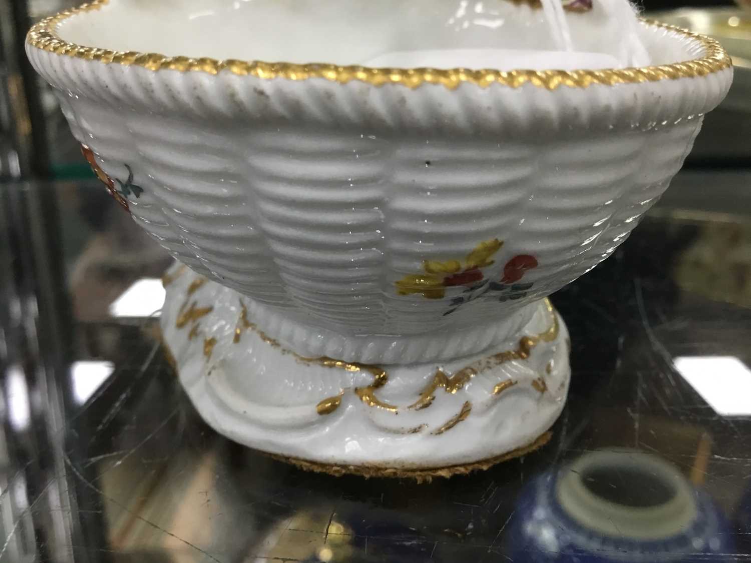 PAIR OF 19TH CENTURY MEISSEN DOUBLE SALTS, AND OTHERS CERAMICS - Image 10 of 10