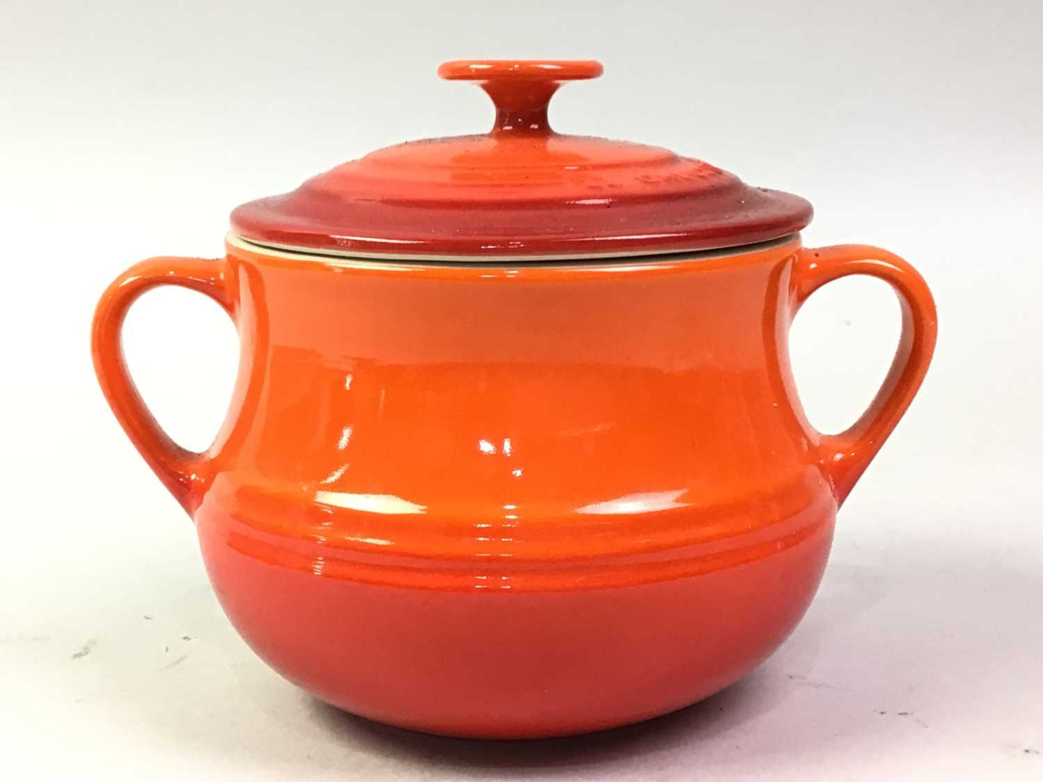 GROUP OF EIGHT LE CREUSET VOLCANIC CERAMIC BEAN POTS,