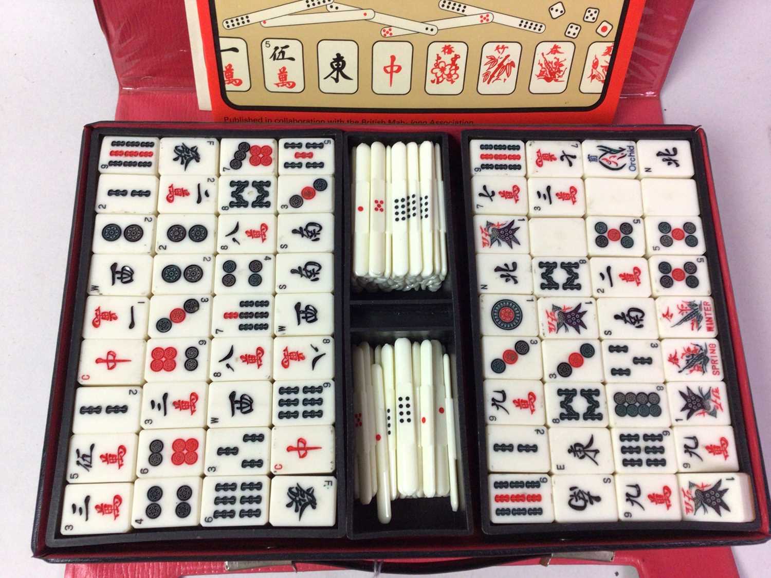 MAHJONG SET, LATE 20TH CENTURY