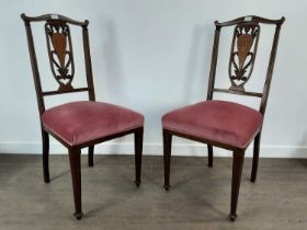 PAIR OF EDWARDIAN WALNUT DINING CHAIRS, EARLY 20TH CENTURY