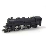 COLLECTION OF HORNBY 00 MODEL RAILWAY,