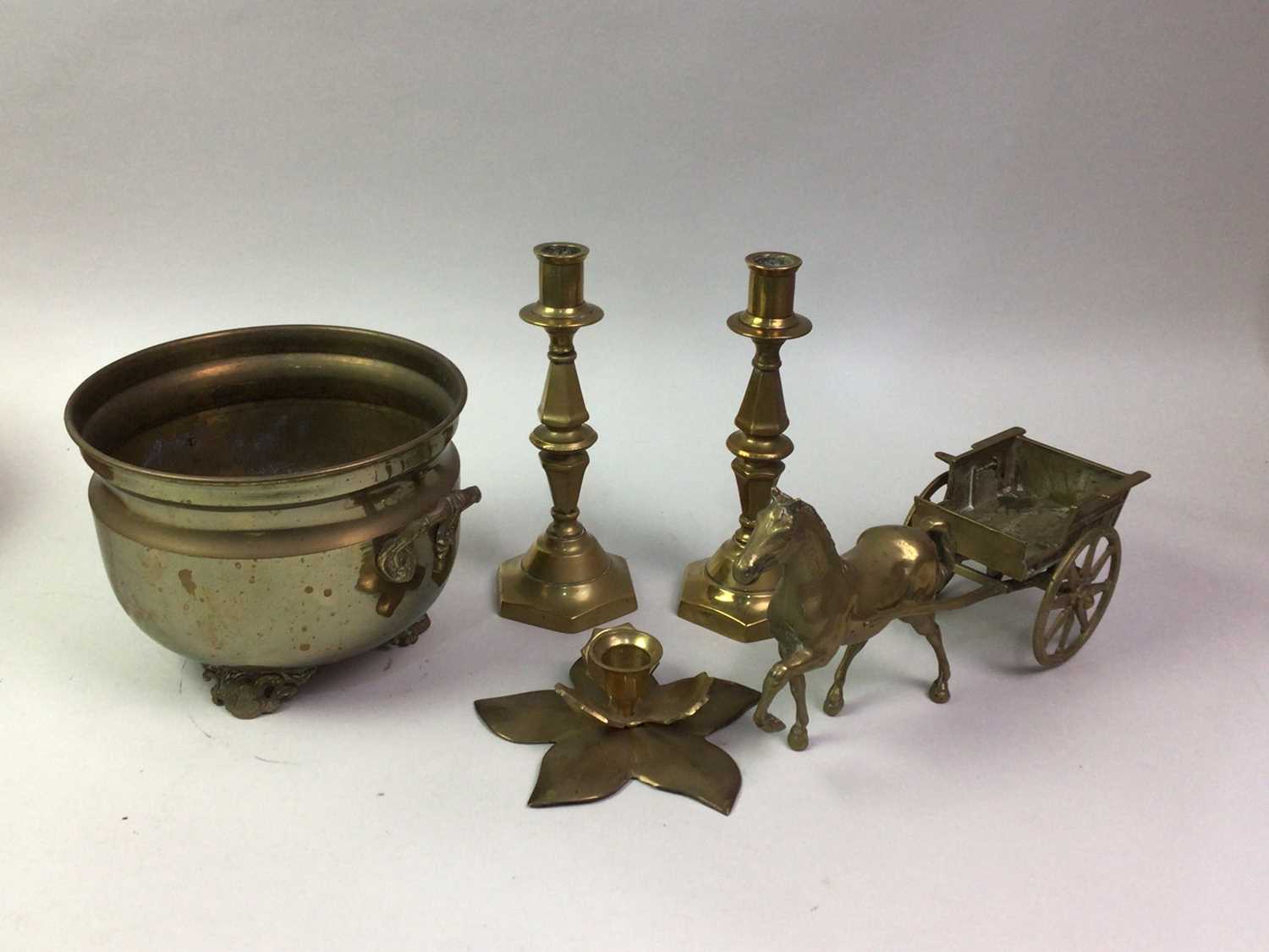 GROUP OF BRASS AND COPPER WARE, - Image 3 of 4