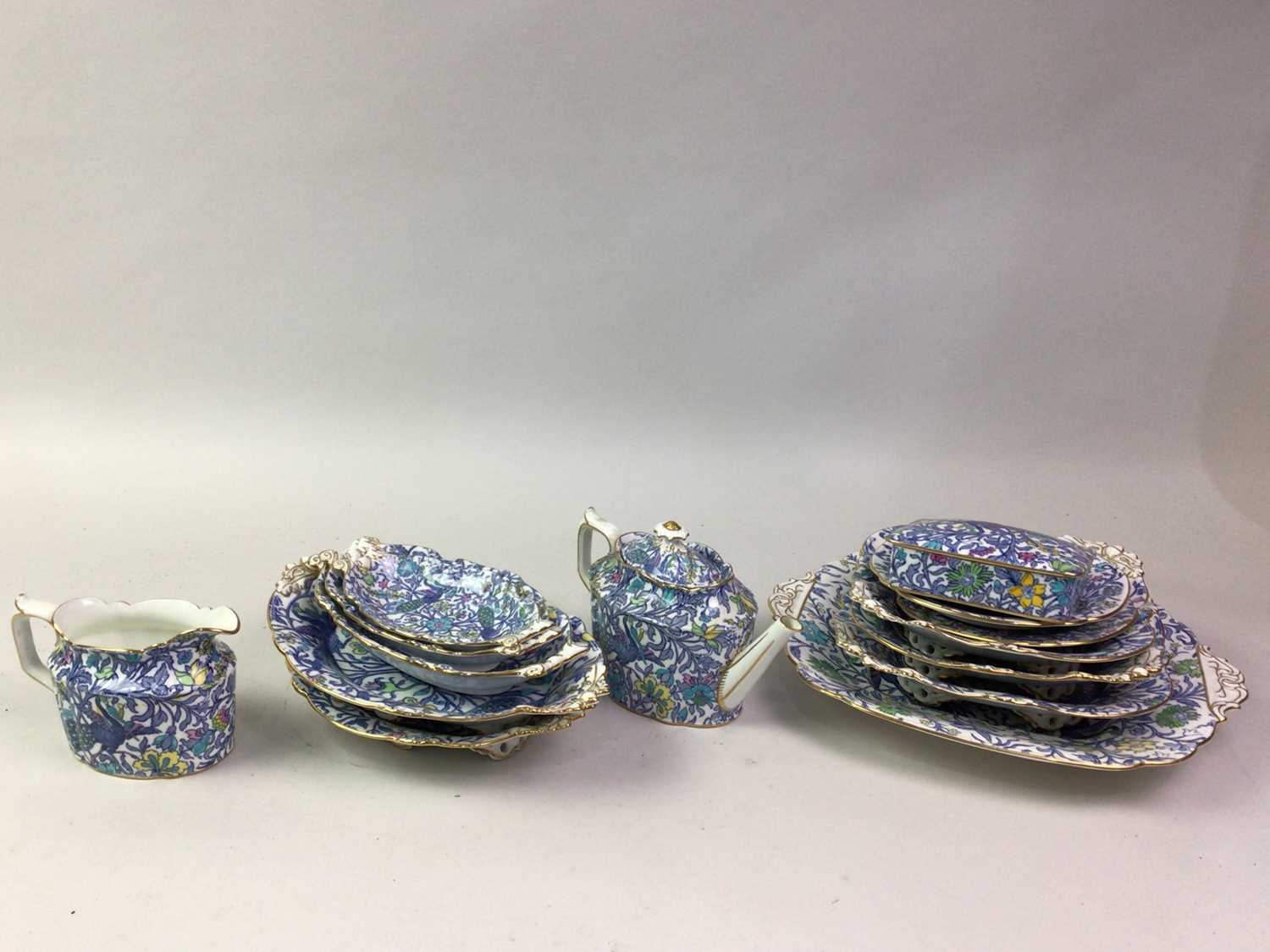 GROUP OF ROYAL CROWN DERBY TEA WARES, PEACOCK PATTERN - Bild 4 aus 4