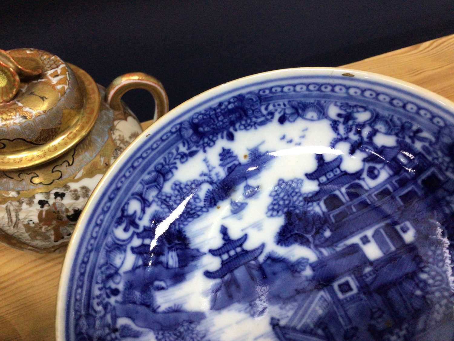 GROUP OF 18TH CENTURY CHINESE BLUE AND WHITE PORCELAIN, QIANLONG PERIOD 1736 - 1795 - Image 4 of 8