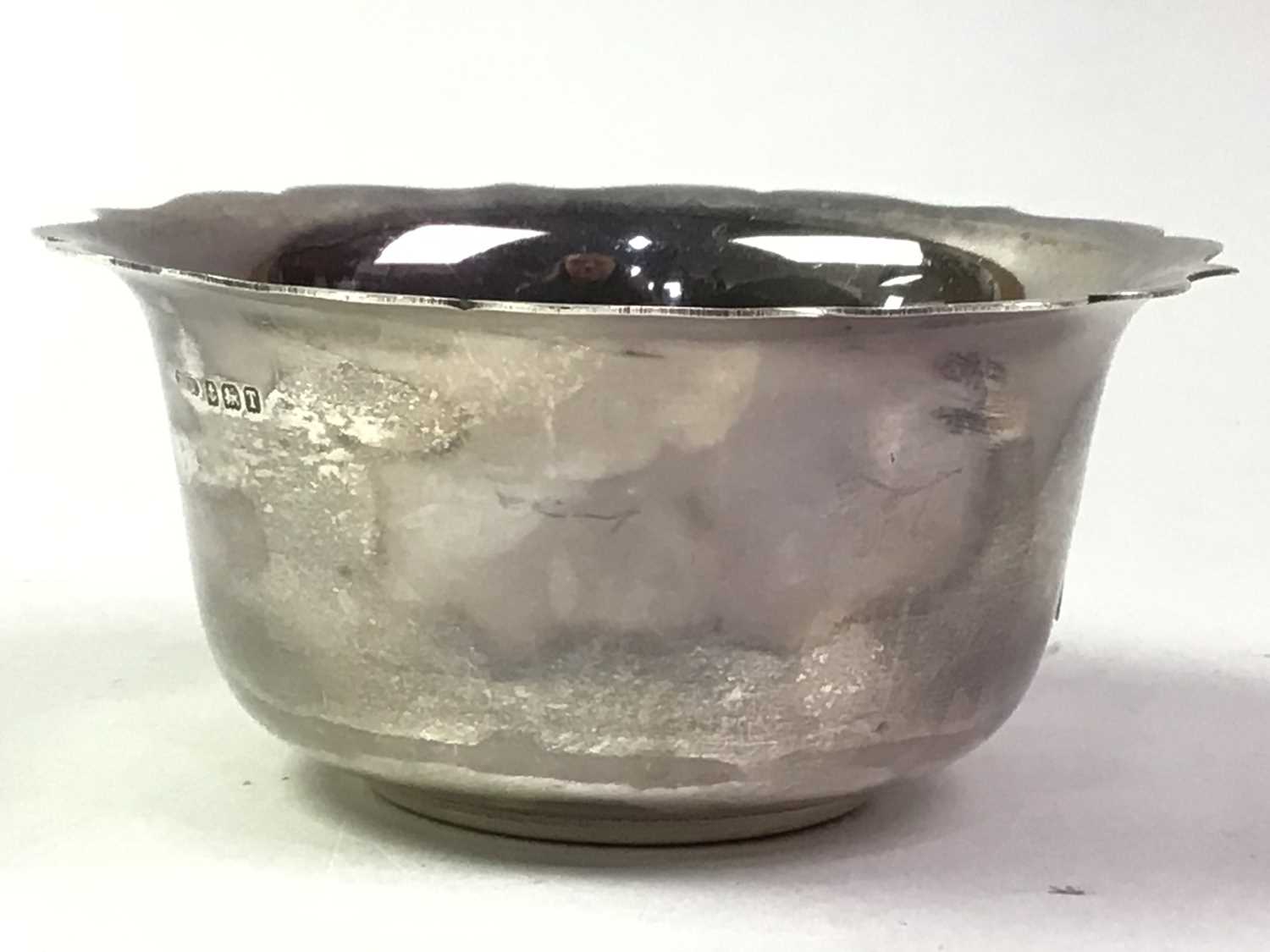 SILVER SUGAR AND CREAM, ALONG WITH WHITE METAL ITEMS