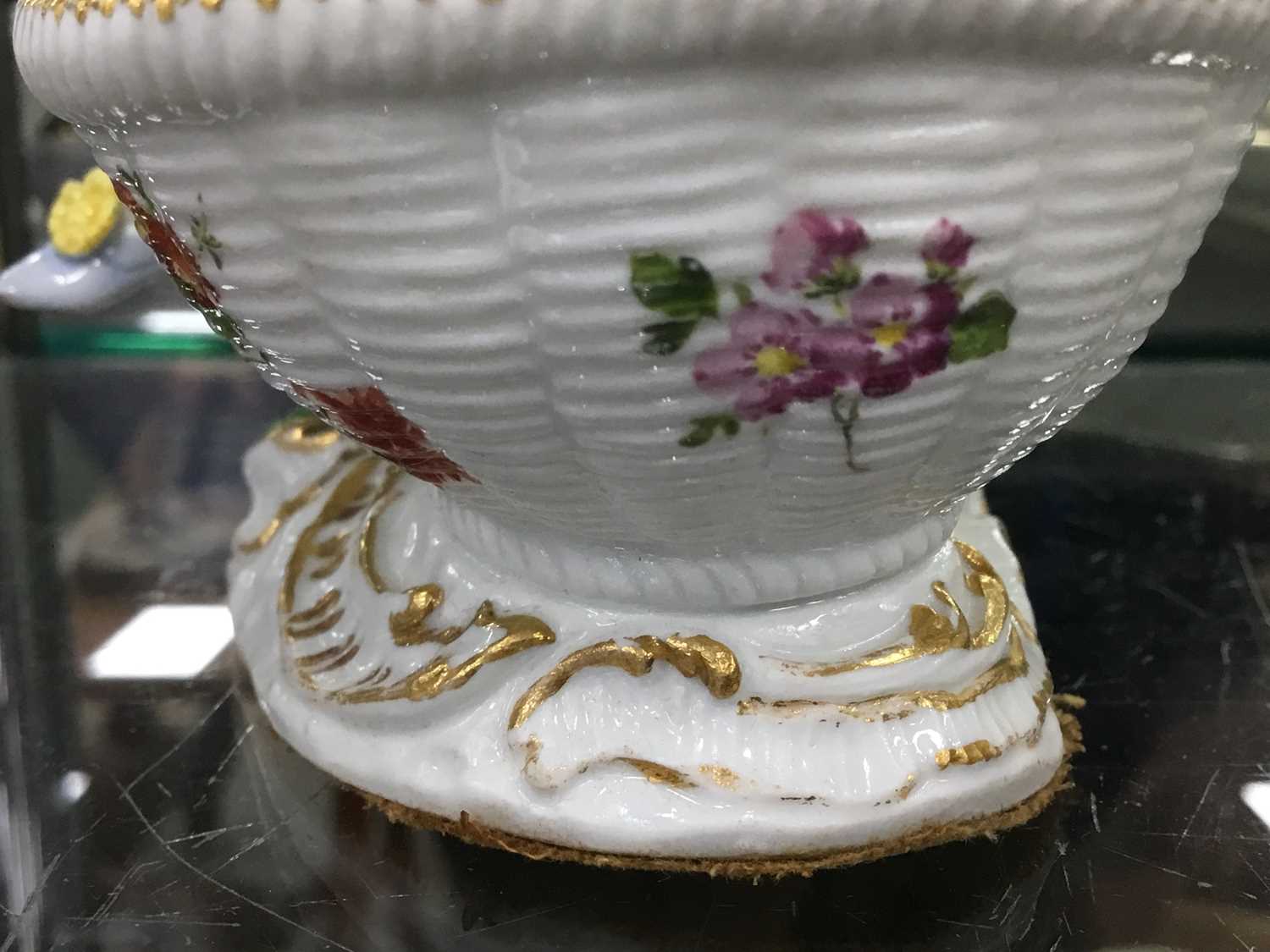 PAIR OF 19TH CENTURY MEISSEN DOUBLE SALTS, AND OTHERS CERAMICS - Image 8 of 10