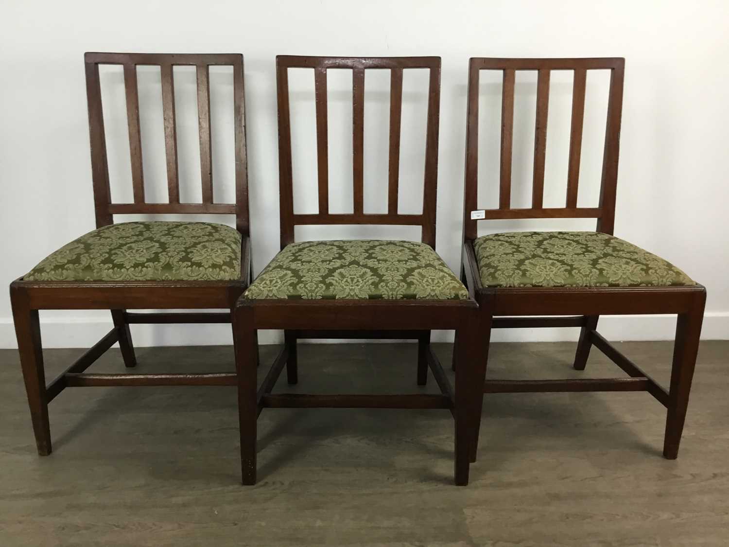 SET OF SIX GEORGE III MAHOGANY DINING CHAIRS, CIRCA 1790 - Image 2 of 3