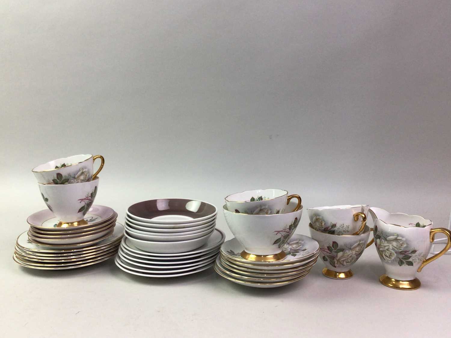 SUSIE COOPER PART TEA SERVICE, AND OTHER TEA WARE - Image 3 of 3