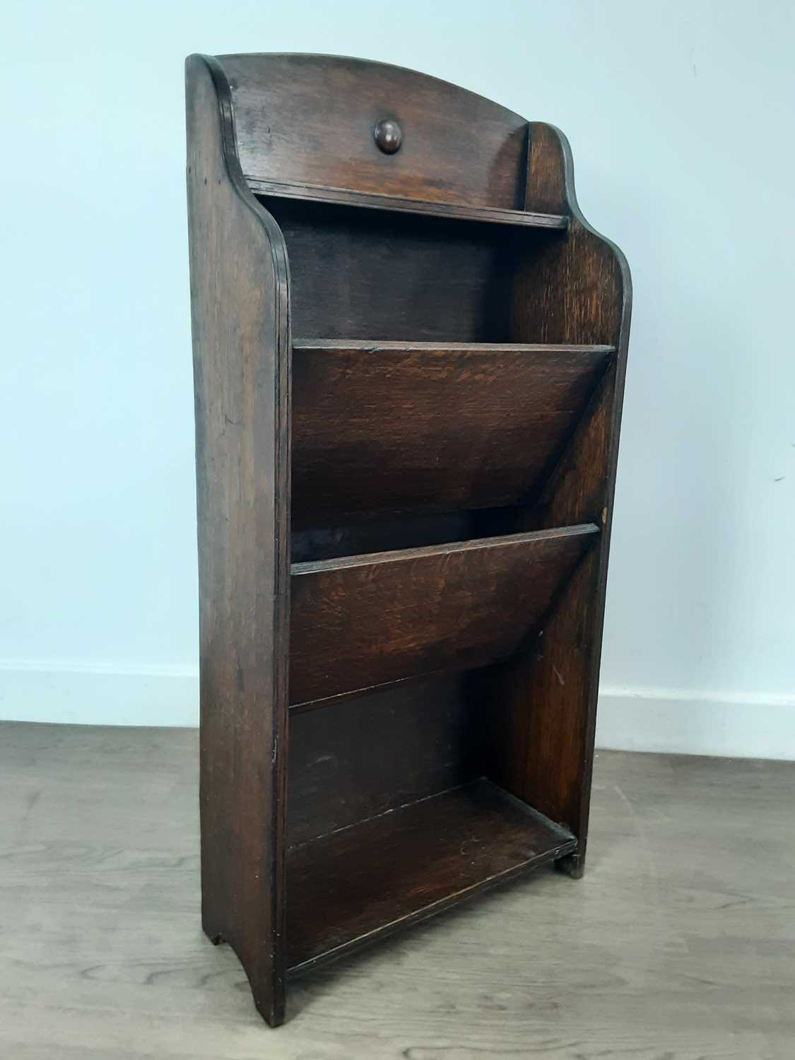 OAK MAGAZINE RACK/BOOKCASE,