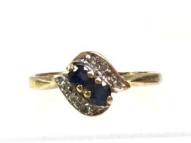 SAPPHIRE AND DIAMOND RING,