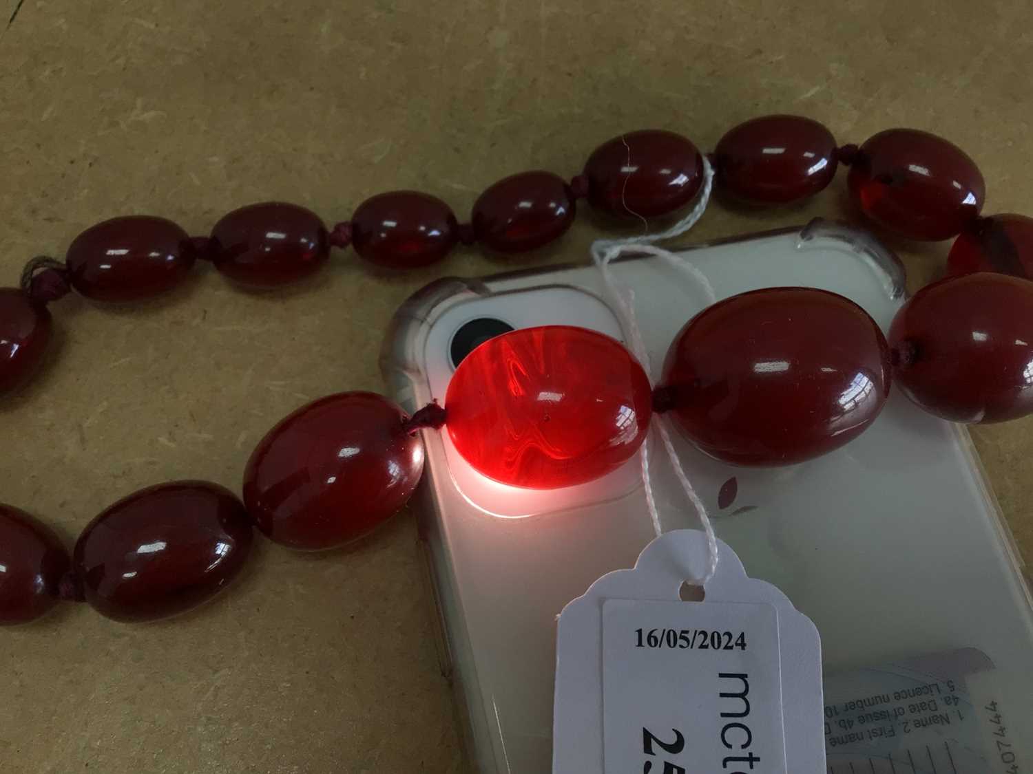 CHERRY AMBER NECKLACE, - Image 3 of 7