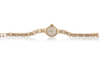 ACCURIST NINE CARAT GOLD WRIST WATCH,