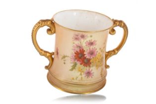 ROYAL WORCESTER BLUSH IVORY LOVING CUP, LATE 19TH / EARLY 20TH CENTURY