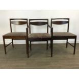 TOM ROBERTSON FOR MCINTOSH OF KIRKCALDY, 'DUNFERMLINE' ROSEWOOD DINING TABLE AND FIVE CHAIRS, CIRCA