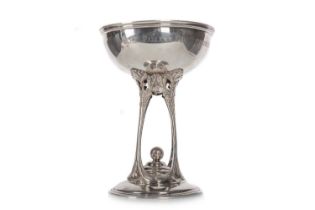 ART NOUVEAU SILVER PLATED GOLFING TROPHY, CIRCA 1920-40