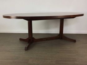 ATTRIBUTED TO DYRLUND, ROSEWOOD EXTENDING DINING TABLE, CIRCA 1960/70s