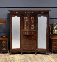 SHAPLAND & PETTER, HANDSOME ART NOUVEAU MAHOGANY AND MARQUETRY BEDROOM SUITE, CIRCA 1900