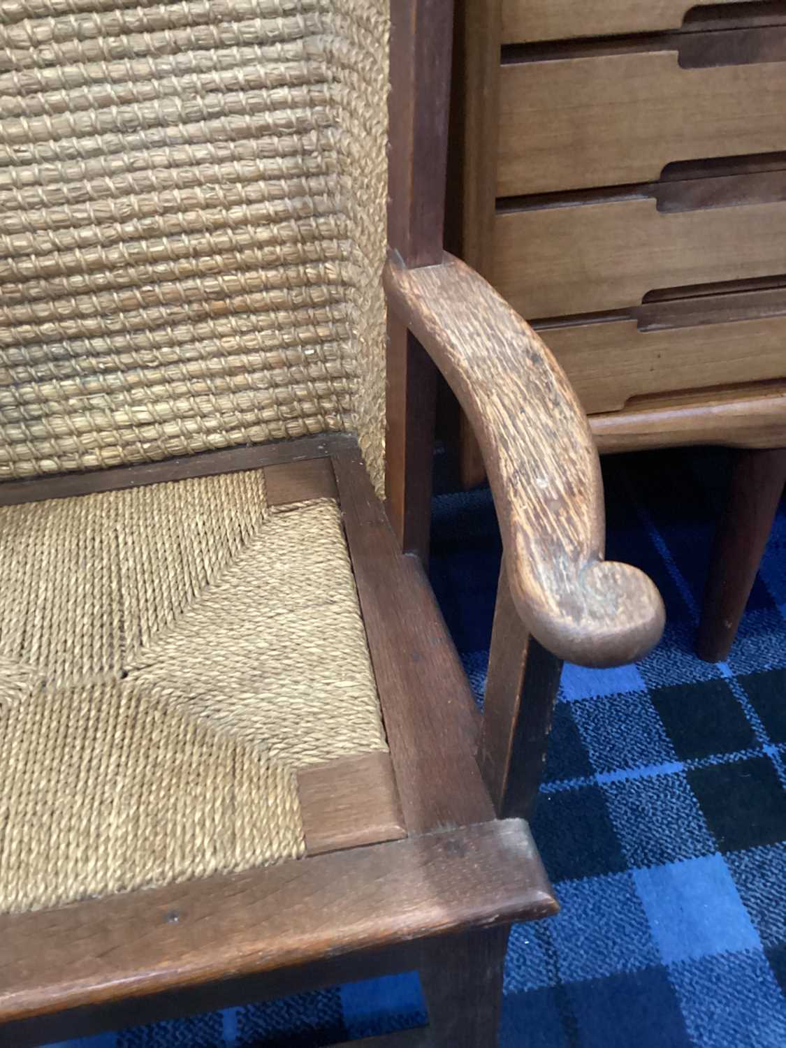 OAK ORKNEY CHAIR, EARLY 20TH CENTURY - Image 3 of 7