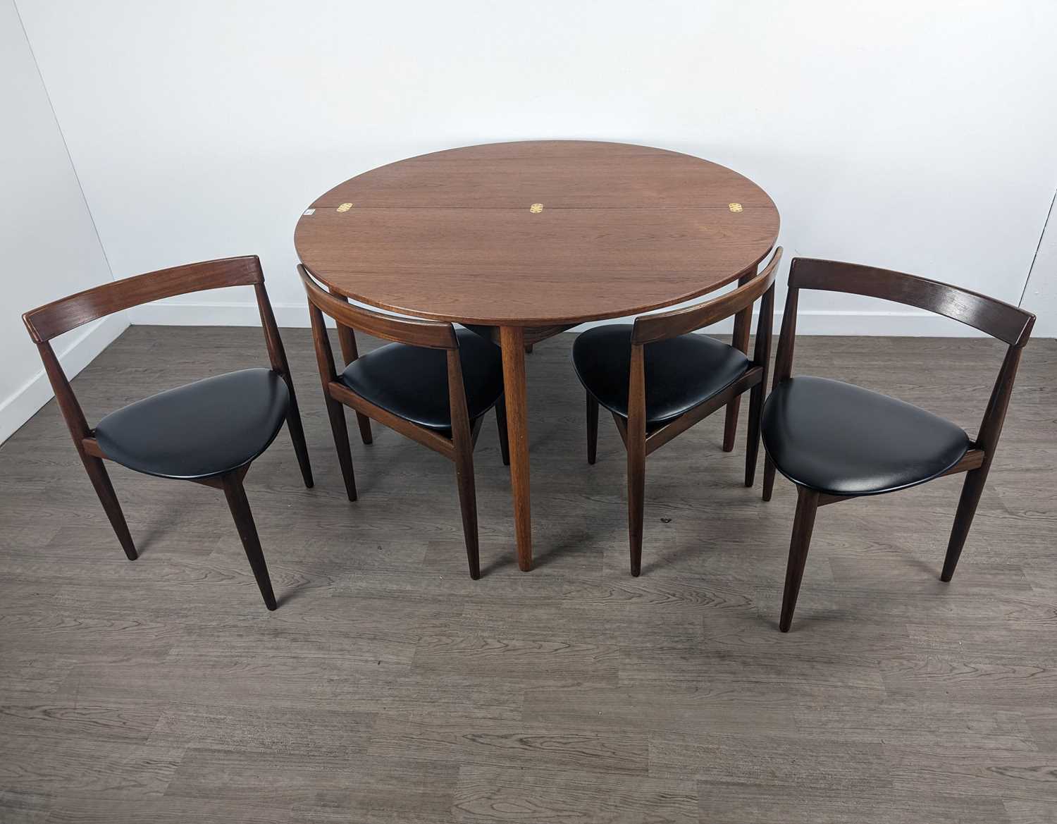 HANS OLSEN (DANISH, 1919-1992) FOR FREM ROJLE, 'ROUNDETTE' DINING TABLE AND SET OF FOUR CHAIRS, CIRC