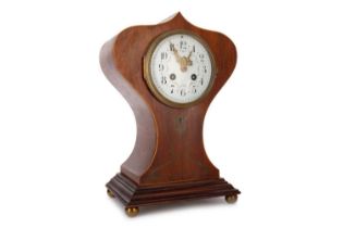 ART NOUVEAU BALLOON-SHAPED MANTEL CLOCK, LATE 19TH/EARLY 20TH CENTURY