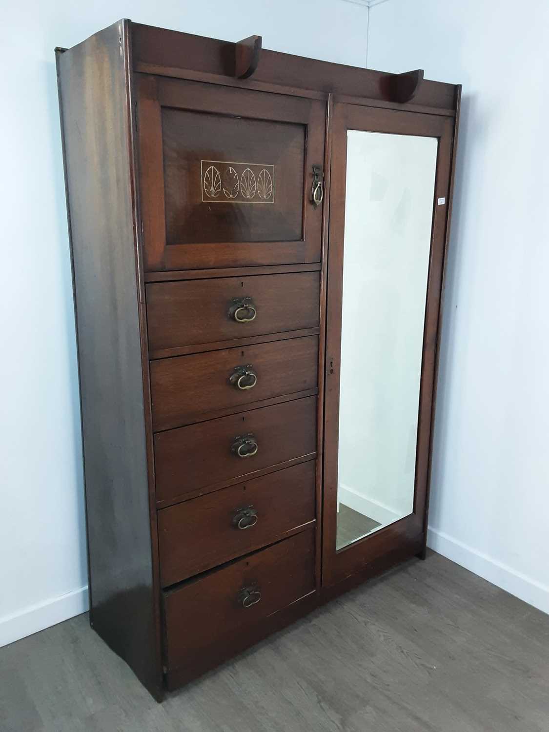 ARTS & CRAFTS MAHOGANY WARDROBE AND DRESSING CHEST, LATE 19TH / EARLY 20TH CENTURY - Image 2 of 4