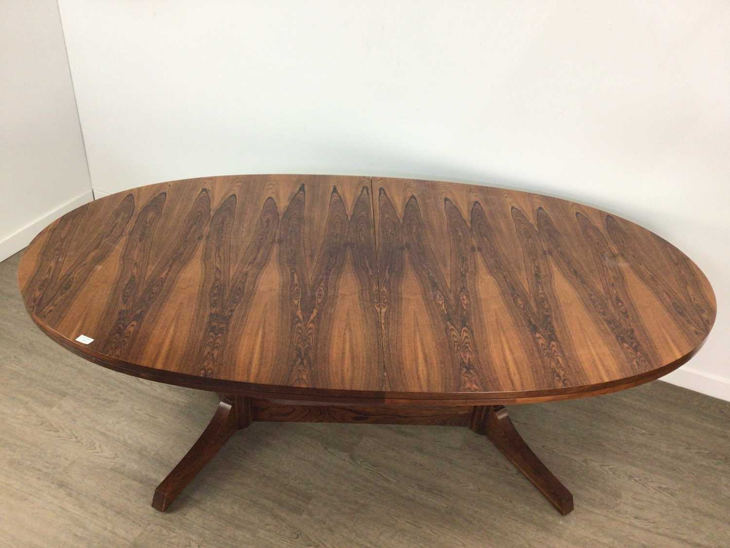 ATTRIBUTED TO DYRLUND, ROSEWOOD EXTENDING DINING TABLE, CIRCA 1960/70s - Image 2 of 2