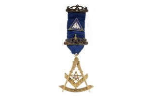 FIFTEEN CARAT GOLD DIAMOND SET MASONIC JEWEL, LODGE C GOVANHILL NO. 1222