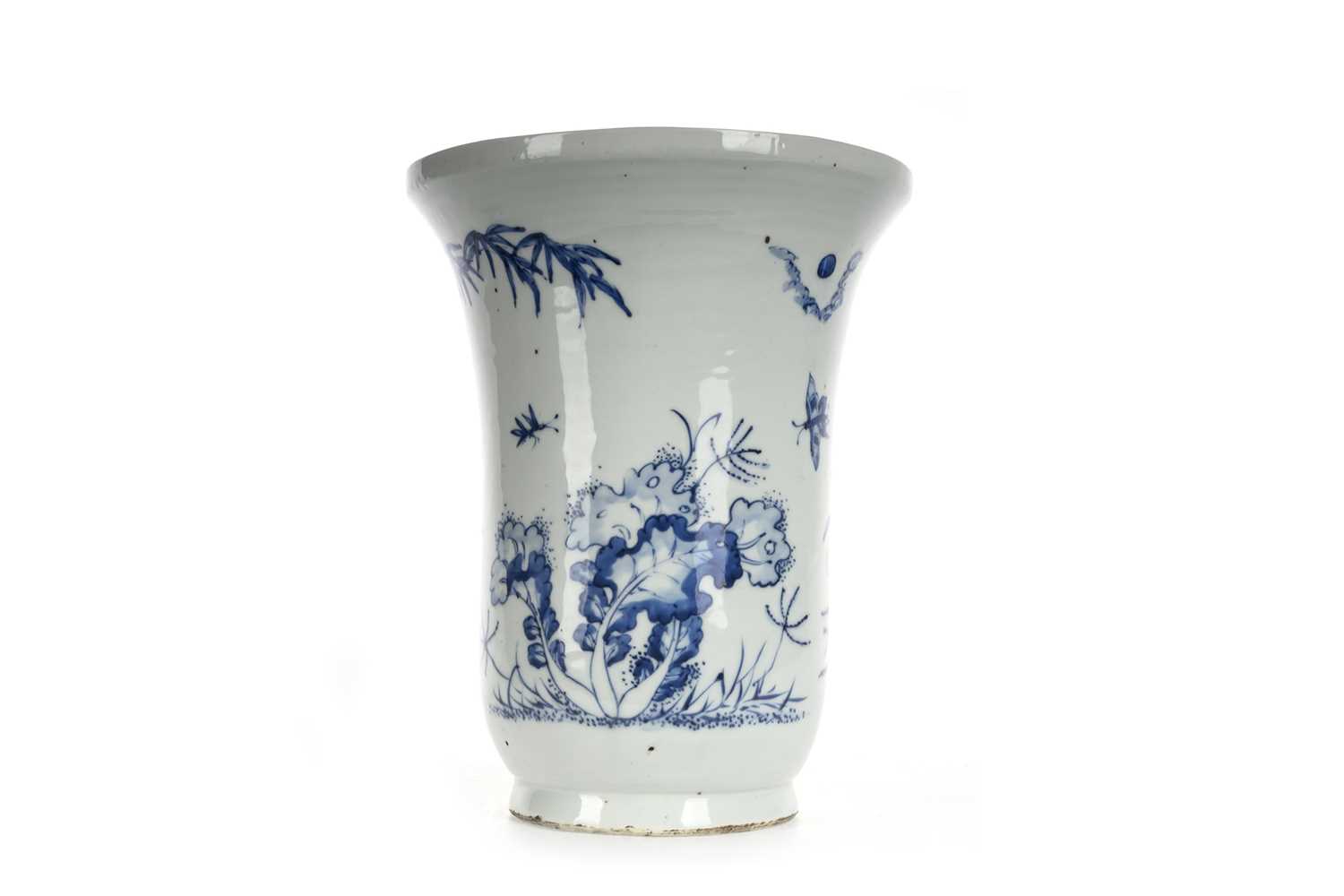 CHINESE BLUE AND WHITE VASE, LATE19TH/EARLY 20TH CENTURY