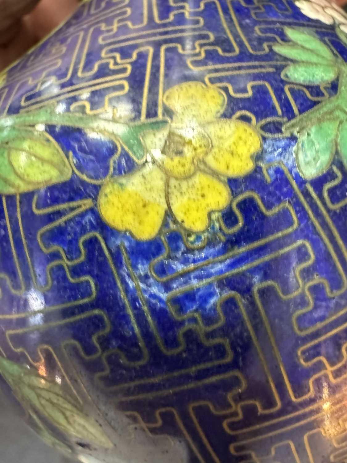 GROUP OF THREE CHINESE CLOISONNE VASES, EARLY 20TH CENTURY - Image 3 of 5