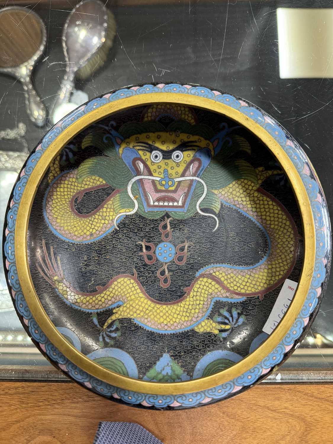 PAIR OF CHINESE CLOISONNE CIRCULAR BOWLS, LATE 19TH CENTURY - Image 4 of 17