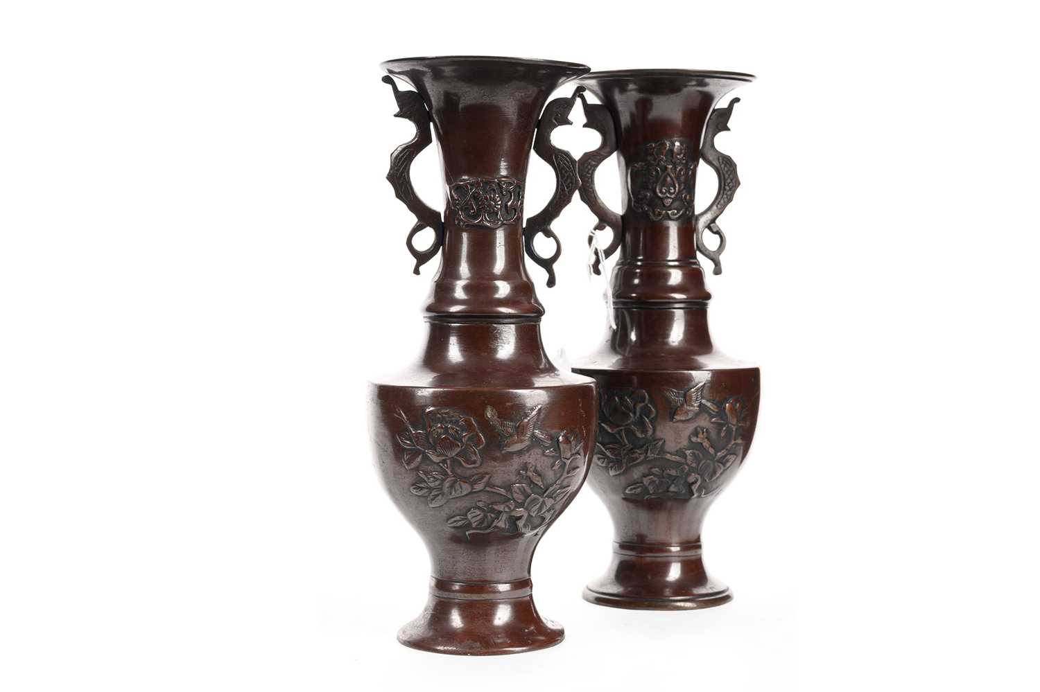 PAIR OF JAPANESE BRONZE VASES, LATE 19TH/EARLY 20TH CENTURY